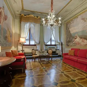 Palazzo Bucciolini Apartment
